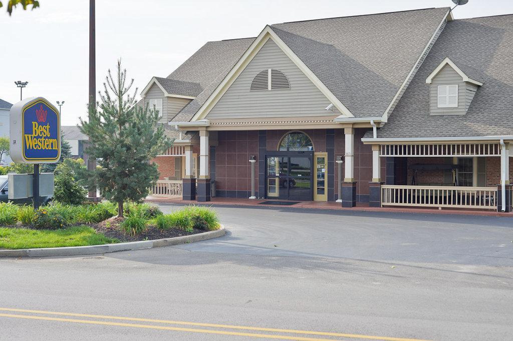 Baymont By Wyndham Indianapolis Northwest Hotel Exterior foto